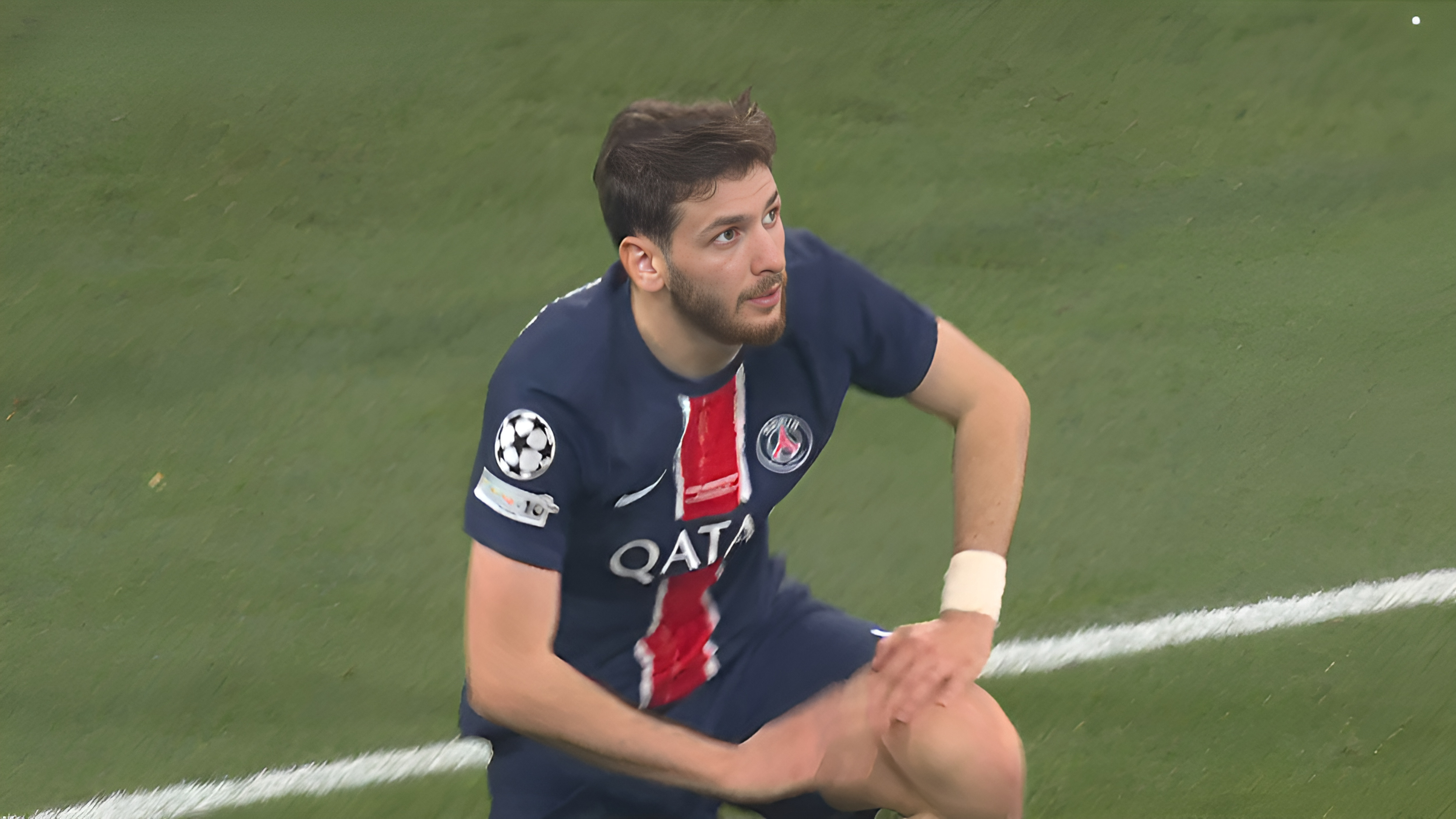 包含刚刚!巴黎圣日耳曼冲刺阶段外线爆发赛前阿贾克斯迎来里程碑,AC米兰转会期更衣室发声的词条 包含刚刚!巴黎圣日耳曼冲刺阶段外线爆发赛前阿贾克斯迎来里程碑,AC米兰转会期更衣室发声的词条